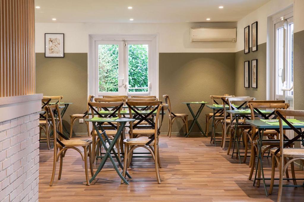 Sure Hotel By Best Western Plaisir Ngoại thất bức ảnh