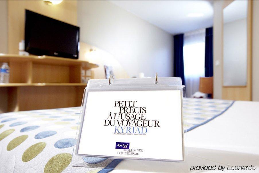 Sure Hotel By Best Western Plaisir Ngoại thất bức ảnh